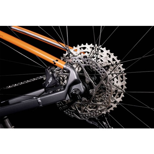 cube-reaction-pro-2022-grey-orange-4.jpg