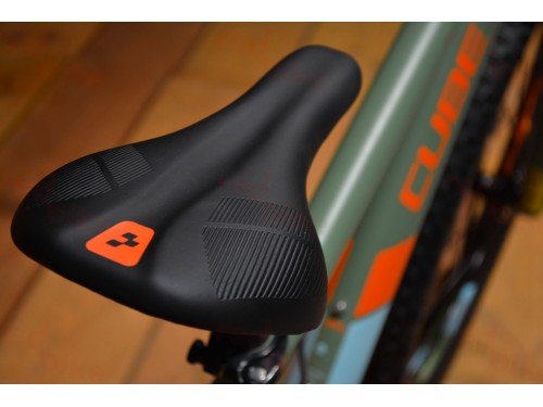 detskii-velosiped-cube-acid-240-disc-green-orange-catalog-redbike7.JPG