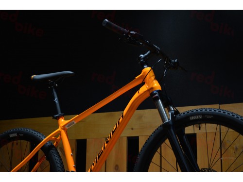 merida-big-seven-300-orange-redbike-catalog-2.jpg