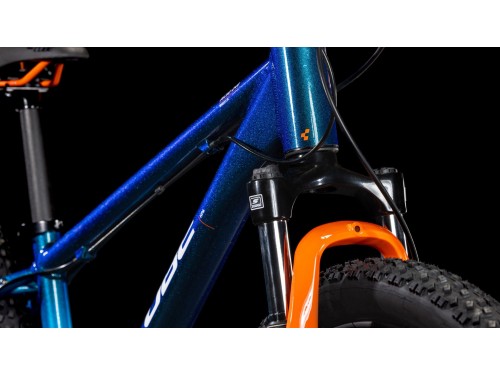 velosiped-cube-acid-240-disc-2026-actionteam-7.jpg