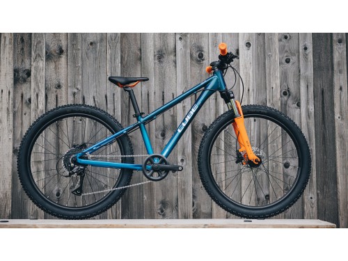 velosiped-cube-acid-240-disc-2026-actionteam-8.jpg