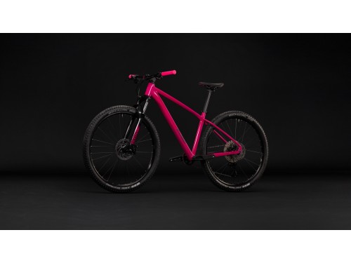 velosiped-cube-reaction-pro-29-2027-fuchsia-n-black-4.jpg