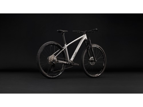 velosiped-cube-reaction-pro-29-2027-platinum-n-black-3.jpg