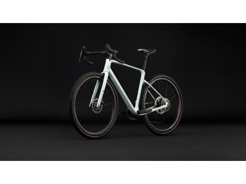 velosiped-graviinii-cube-nuroad-c62-one-2027-hintofmint-n-green-4.jpg
