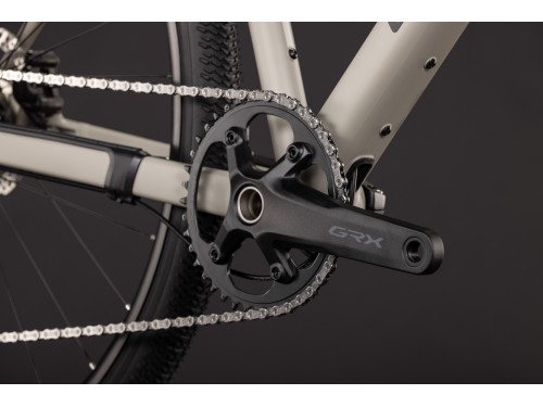 velosiped-graviinii-cube-nuroad-ex-2027-oatgrey-n-black-10.jpg