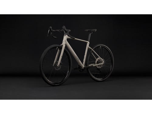 velosiped-graviinii-cube-nuroad-ex-2027-oatgrey-n-black-4.jpg