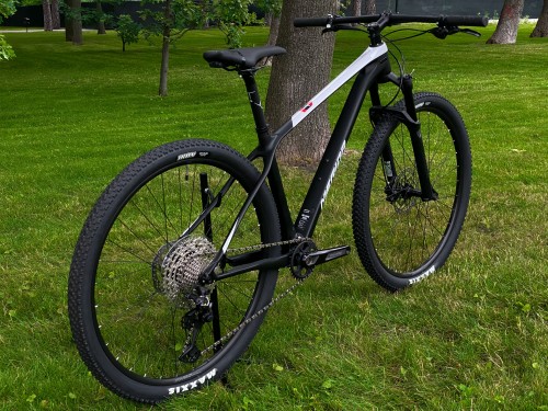 velosipedmeridabignine3000redbike-1.jpg