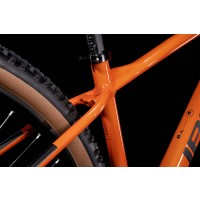 cube-attention-sl-2022-burntorange-black-9.jpg