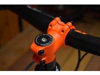 detskii-velosiped-cube-acid-240-disc-green-orange-catalog-redbike5.JPG