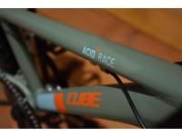 detskii-velosiped-cube-acid-240-disc-green-orange-catalog-redbike6.JPG