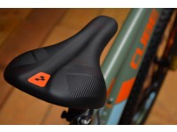 detskii-velosiped-cube-acid-240-disc-green-orange-catalog-redbike7.JPG