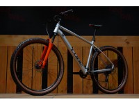 oX_cube-aim-race-2022-silver-orange-redbike-catalog-18.jpg
