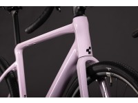 velosiped-graviinii-cube-nuroad-ex-2027-bubblegum-n-black-9.jpg
