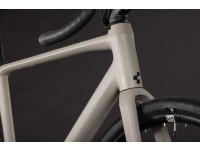 velosiped-graviinii-cube-nuroad-ex-2027-oatgrey-n-black-9.jpg