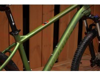 velosiped-merida-big-seven-20-matt-fog-green-2021-redbike0-7.JPG