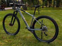 velosipedcubeattention2023swampgrey-19.jpg