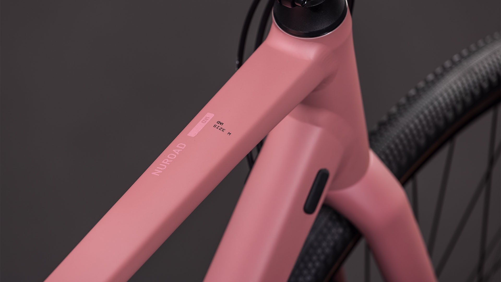 Велосипед Cube Nuroad ONE - ruby´n´puce Red Bike