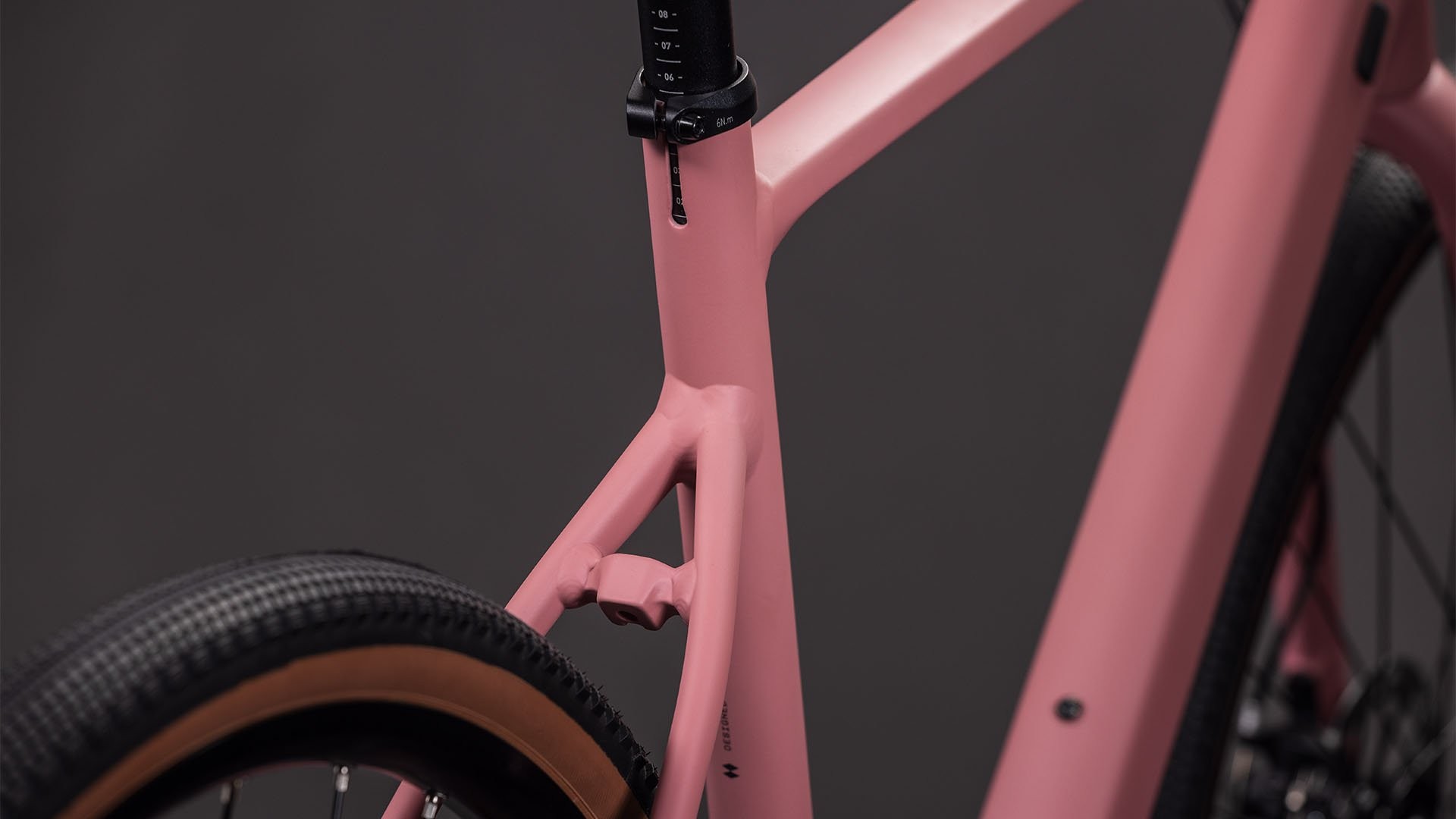 Велосипед Cube Nuroad ONE - ruby´n´puce Red Bike