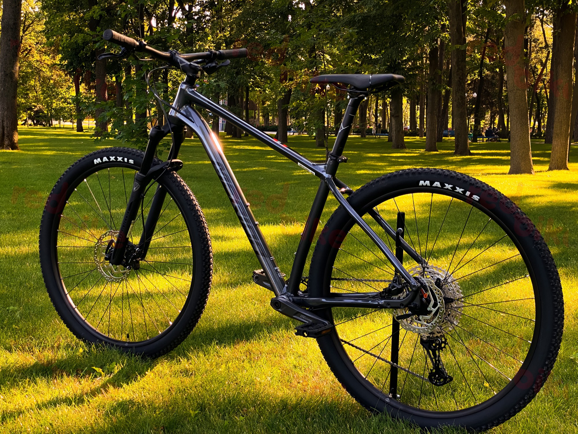 Велосипед Merida Big.Nine 400 dark silver (2021) Red Bike
